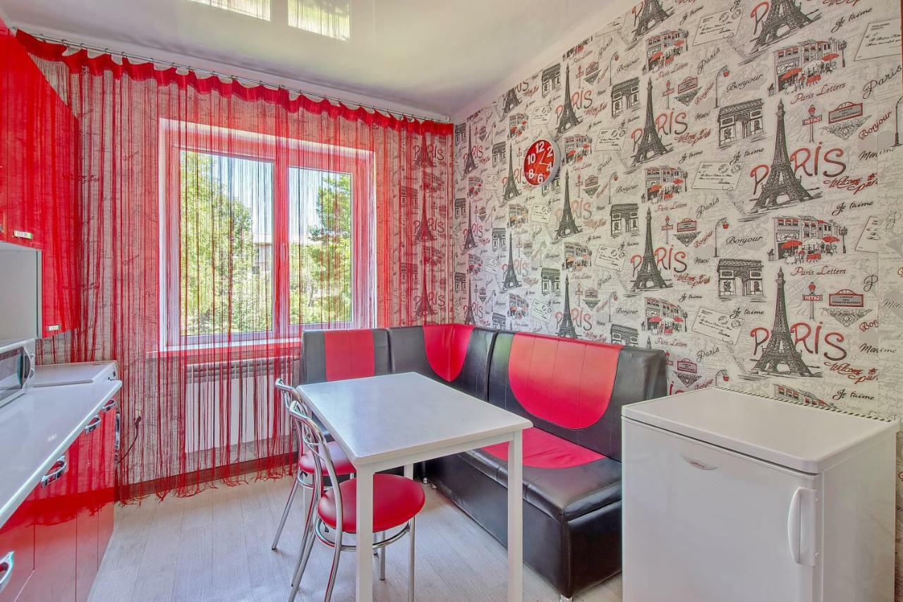 Cozy Apartment On Rozybakiev 145. Atakent アルマトイ エクステリア 写真